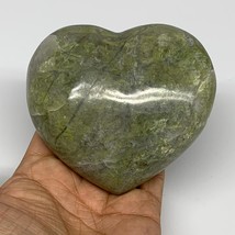 1.1 lbs, 3.5&quot;x3.8&quot;x1.6&quot;, Natural Untreated Green Quartz Crystal Heart Reiki, B30 - £32.07 GBP