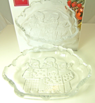 Christmas Holiday Carollers MIKASA Glass Candy Dish Bowl 8.25&#39;&quot; JAPAN NIB - $14.50