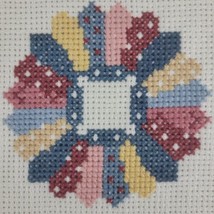 Summer Floral Embroidery Finished Sampler Quilt Patchwork Wreath Dresden... - $15.95