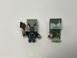 Lot Of 2 MineCraft Build-a-Mini Figurines - £7.86 GBP
