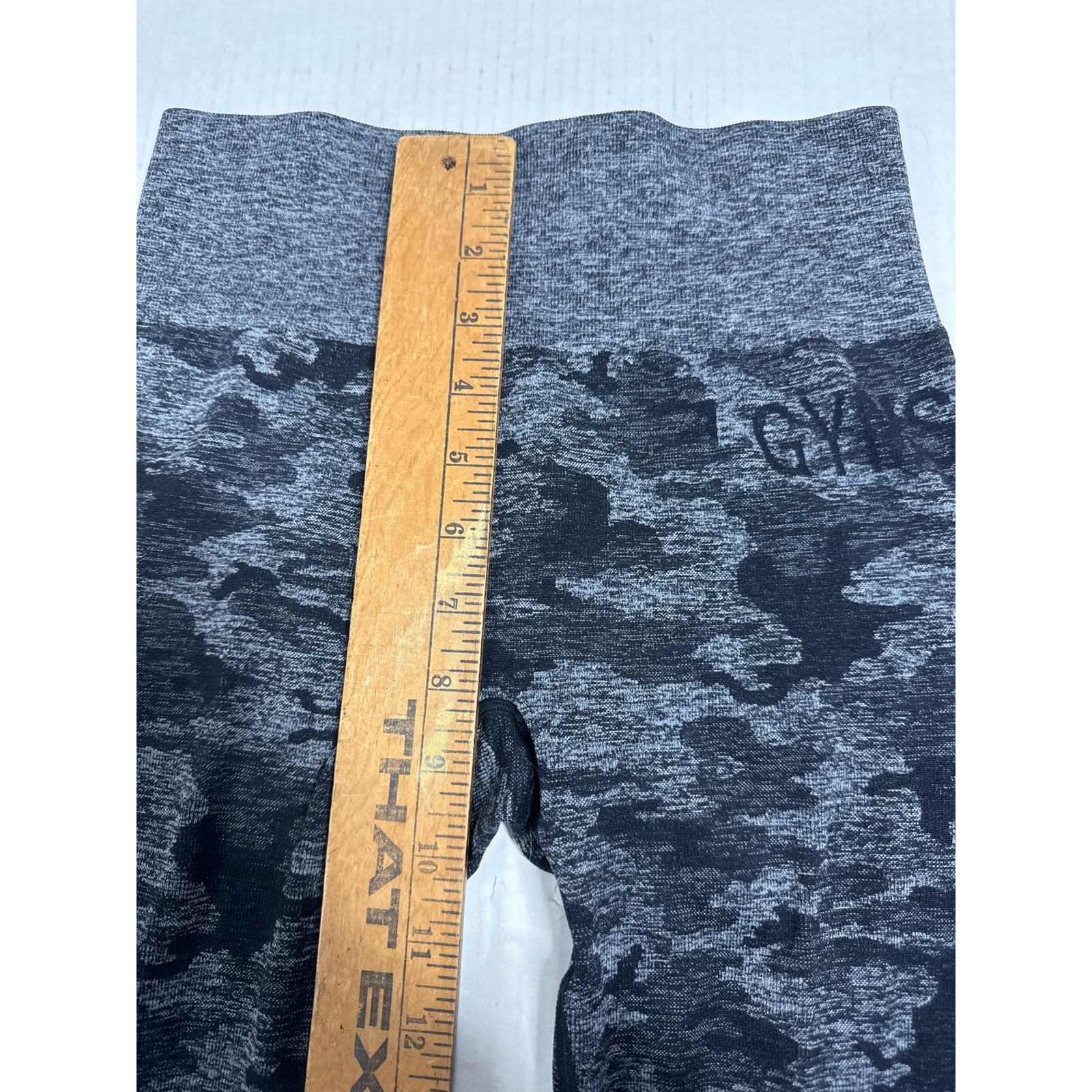 Gymshark Women’s Camo Seamless Leggings Black Gray Gym Workout Size 22x24 Item image 6
