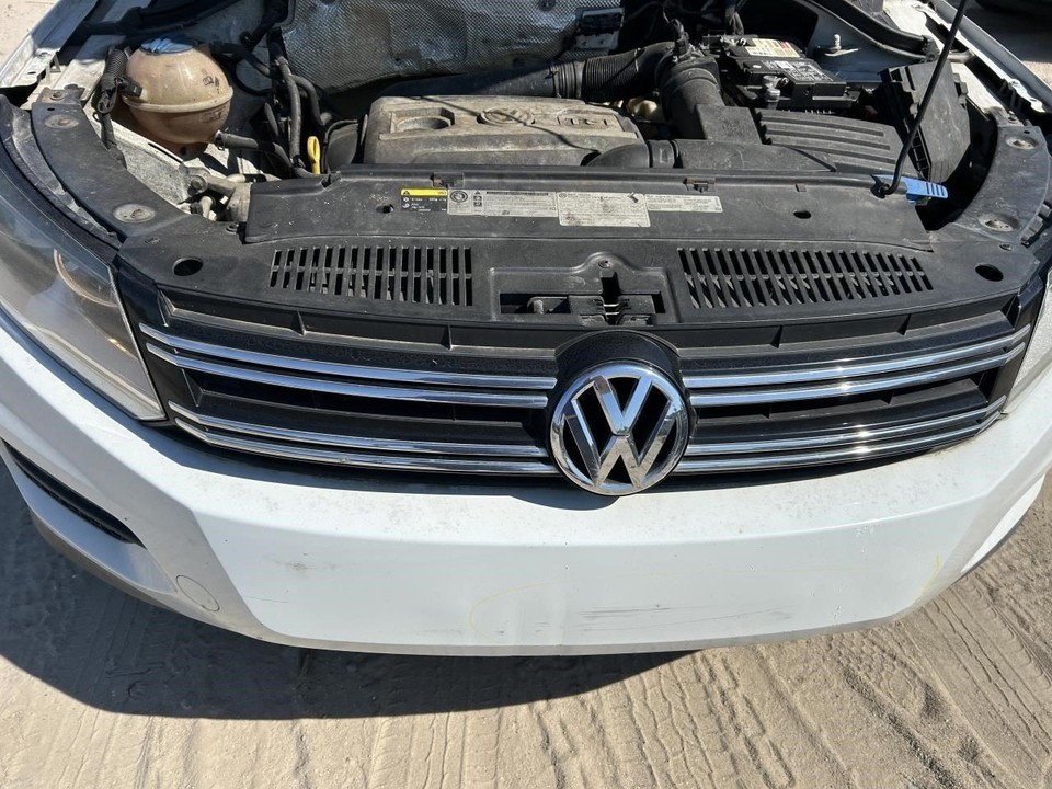 Driver Left Axle Shaft Front FWD Fits 09-17 TIGUAN 104902202Axle Shaft Only Item image 3