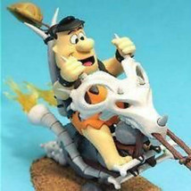 Fred Flintstone ® MOVEABLE Figure &amp; Motorcycle Chopper Diorama SEE IN 3-D! - £31.78 GBP
