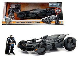 2017 Justice League Batmobile w diecast Batman Figure 1/24 Diecast Car Jada - £39.91 GBP