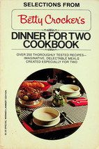 Betty Crocker&#39;s Dinner for Two Cookbook - Pocket-sized - Bantam Paperback (1980) - £8.14 GBP