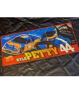 Kyle Petty 44 Hot Wheels Racing Store Sign Display NASCAR 35 x 16 - $6,991.12 MXN