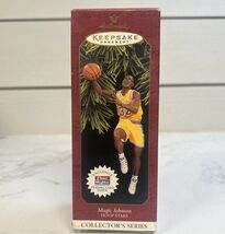 Hallmark Keepsake Ornament Magic Johnson Lakers 1997 +Card NBA Basketball - €6,71 EUR Hallmark Keepsake Ornament Magic Johnson Lakers 1997 +Card NBA Basketball - €6,71 EUR