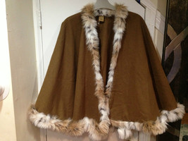 Women&#39;s Church Winter Fall Leopard fur trim Wool blend Cape wrap shawl one size - £79.55 GBP