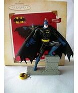 1 X 2004 Hallmark Ornament The Caped Crusader Batman - $9.72