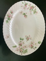 Wedgewood Apple Blossom Large 17&quot; Platter - £63.52 GBP