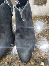 White House Black Market Women Suede Side Zip Closed Toe Stiletto Heel Shoes 6M - £22.31 GBP