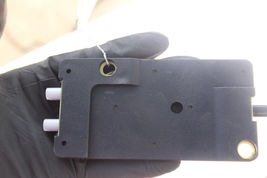2006-2009 MERCEDES BENZ CLS550 W219 RADIO ANTENNA BOOSTER AMPLIFIER MODULE J299 image 3