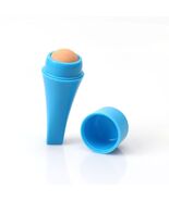 YIKEXIAOSHULIN Volcanic Stone Oil Absorbing Face Roller Natural Reusable - $178.04 MXN