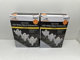 Halloween 3-Piece Outdoor White Fabric LED Light-Up Ghost Lawn Stakes Lot Of 2 - $36.58