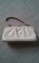 000 Vintage Classy USA Pruse Handbag Off White - $14.99