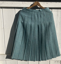 VTG Pitlochry Pure Wool Blue Pleated Skirt Size 14 Made in Scotland - $68.31