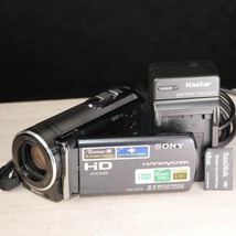 Sony Handycam HDR-CX110 Camcorder Black*GOOD/TESTED* W 8GB Memory Stick - £68.96 GBP