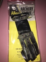 archery glove 6240 allen 3 finger Small - £15.41 GBP