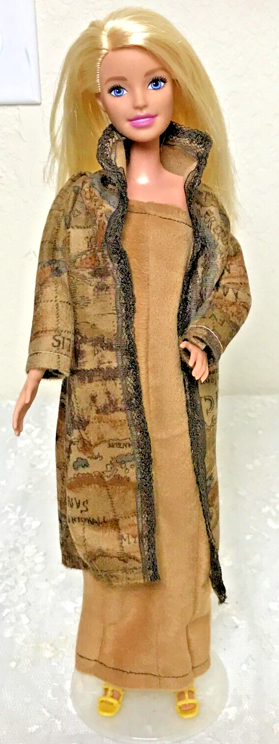 2015 Mattel Barbie GKM43 M461 Blond Hair Blue Eyes Rigid Body 2013 Head - $11.39