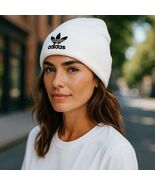 Adidas Originals Women’s Trefoil Fit Beanie – White with Black Logo One ... - $350.31 MXN