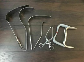 LOT of Surgical retractors speculum retaining hospital Home surgery theater use - £126.55 GBP