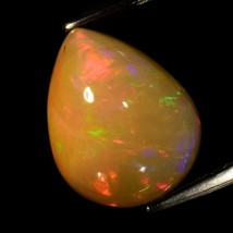 Opal. 5.8 carats. Natural Earth Mined .Appraised Retail Replacement: $310.00. - £111.90 GBP