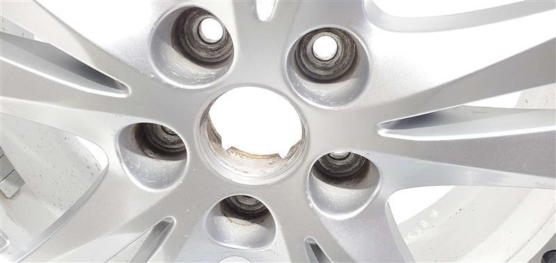 Wheel Rim 18x7 Has Rash See Pics OEM 2010 2011 2012 Hyundai Santa FE Item image 5