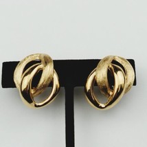 VTG Signed Napier Gold Tone Huggie Clip Screw Back Earrings Double Knot  - £9.02 GBP
