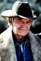 Hal Holbrook in Western Outfit 24x18 Poster - £19.17 GBP