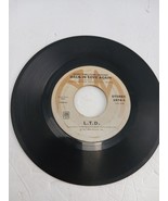 LTD - Back in Love Again - A&amp;M (45RPM 7”) (RC32) Material Things - $247.14 MXN