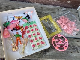 VTG 1950&#39;s Plastic Cake Toppers Lot Pink Birds Snow White Bowler Pool Decoration - £19.42 GBP