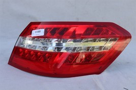 2010-13 Mercedes Sedan E550 E350 LED Outer Taillight Lamp Passenger Right RH image 9