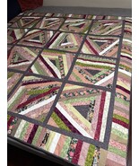 Handmade “String Beans” Quilt Lap/Throw, BedTopper Grn Burg Floral 69”x6... - $3,217.56 MXN