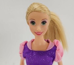 2012 Mattel Disney Princess Rapunzel Tangled X9370 - Molded Pants &amp; Boots - £4.73 GBP