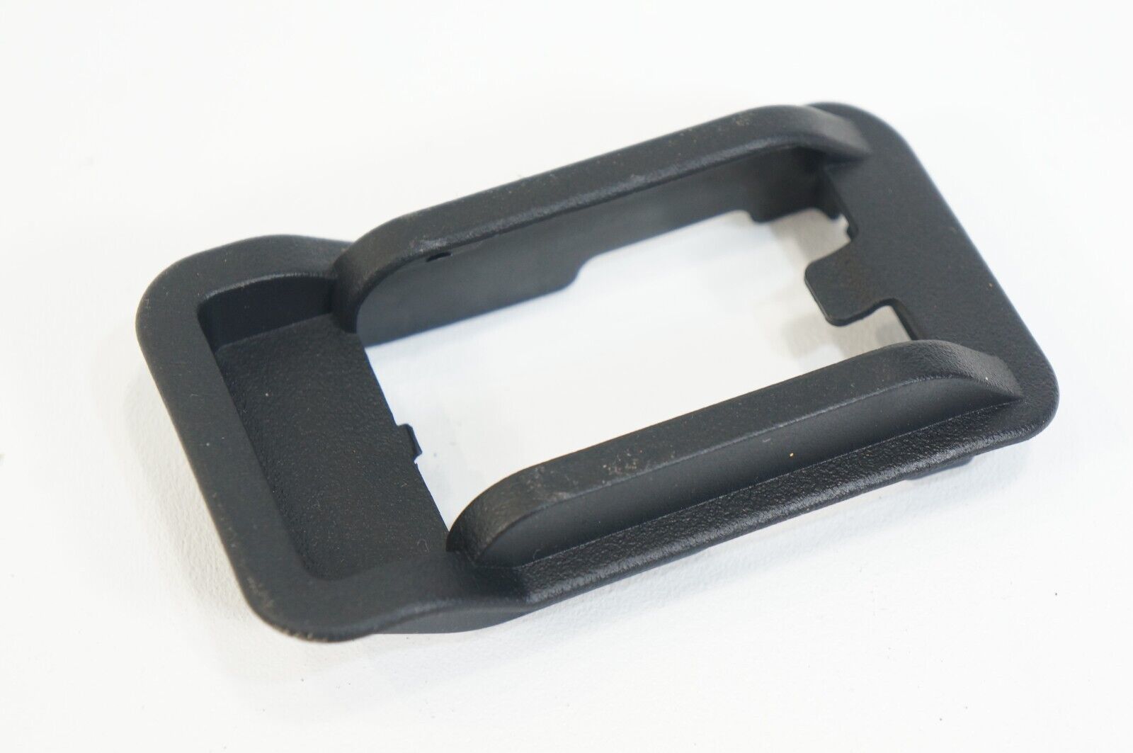 2010-2016 mercedes w207 e350 e550 convertible lock latch bezel cover tri... - $15.87