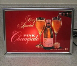 VERY SPECIAL PINK CHAMPALE SIGN 7x10 1/2” IROQUOIS BRANDS - $1,656.07 MXN VERY SPECIAL PINK CHAMPALE SIGN 7x10 1/2” IROQUOIS BRANDS - $1,656.07 MXN