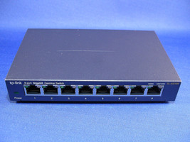 TP-Link TL-SG108 8-Port 10/100/1000Mbps Gigabit Ethernet Desktop Switch - £27.78 GBP