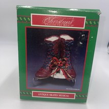Vintage Victorian Era Christmas Ice Skates &quot;Winter Wonderland&quot; Music Box - £31.16 GBP