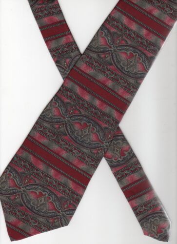 Primary image for Silk Halston Necktie Classic Cranberry grey horizontal 4x56 intricate Victorian