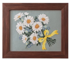 Cosmo Margaret Bouquet Seasonal Flower Arrangement Cross Stitch Kit - $681.23 MXN