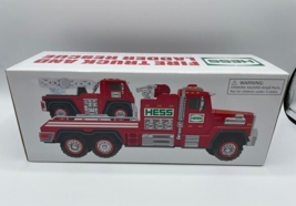 Hess Fire Truck and Ladder Rescue 2015 New in Box Hess Fire Engine Colle... - $33.24