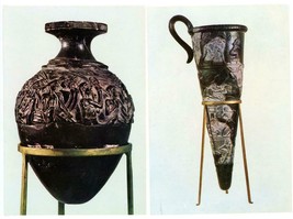 2 Postcards Greece Crete Heraklion Museum Harvester&#39;s Jar Boxer Vase Unp... - £3.95 GBP