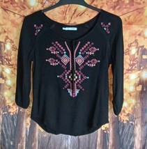 Maurices Blouse Sizw XS V Neck Embroidery Button Sleeves Black Tie - $11.88
