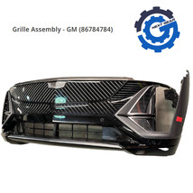 OEM GM Full Bumper Assembly Grille Cam For 2022-2025 Cadillac Lyriq 8678... - £2,213.43 GBP