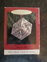 1993 Hallmark Keepsake Ornament Silvery Noel Holiday Container Silver Plated - £11.35 GBP