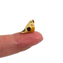 Hagen Renaker Bird Figurine Oriole Miniature Mini Tiny  Figure Tail Down - $14.94