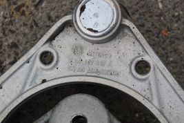 2004-2009 VOLKSWAGEN TOUAREG FRONT RIGHT UPPER CONTROL ARM BRACKET ASSY K6964 image 4