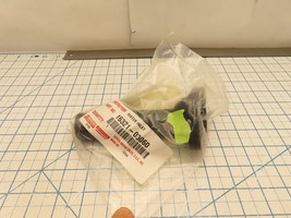 Toyota 16321-03060 Water Coolant Outlet Housing Factory Sealed - €33,24 EUR