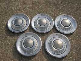 Lot of 5 genuine 1968 Chrysler New Yorker Newport 14 inch hubcaps wheel covers - £74.36 GBP