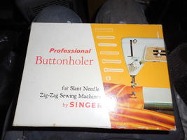 Singer Touch &amp; Sew Professional Buttonholer #161829 w/20 Dies Used Works - £11.71 GBP